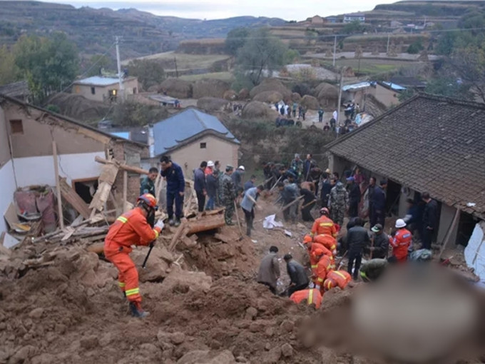 甘肅發生山泥傾瀉，造成農戶住房3間房屋倒塌。 網圖