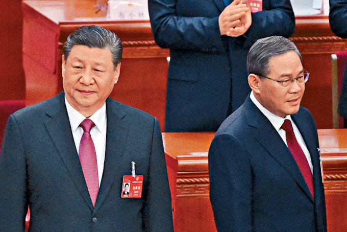 中國發展高層論壇將於明天開幕，習近平將下周會見全球商界領袖。圖右為國務院總理李強。