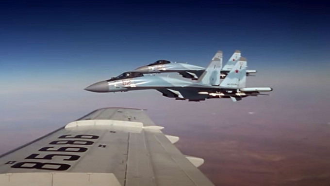 美国指俄军机地中海上空三度逼近美军巡逻机。