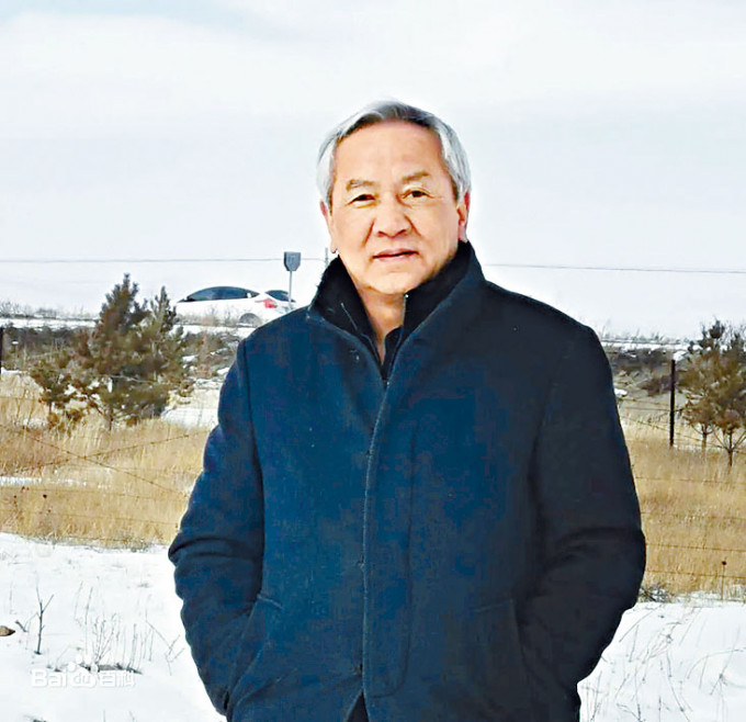 內蒙古財大教授烏峰。