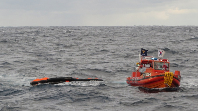 「金田號」在日本長崎縣男女群島附近海域沉沒，8名船員死亡。路透社