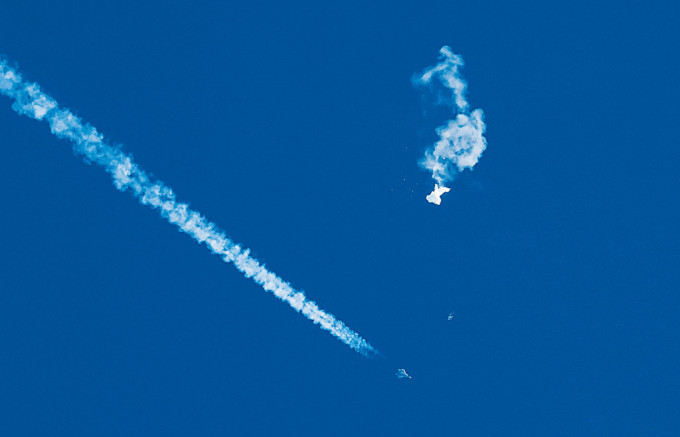 美战机2月4日在南卡州对开的大西洋上空，击落中国气球。