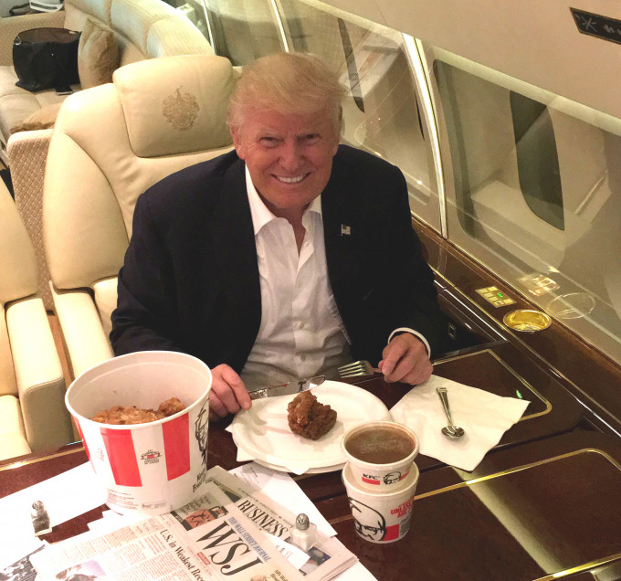 特朗普喜爱食快餐食品。网上图片