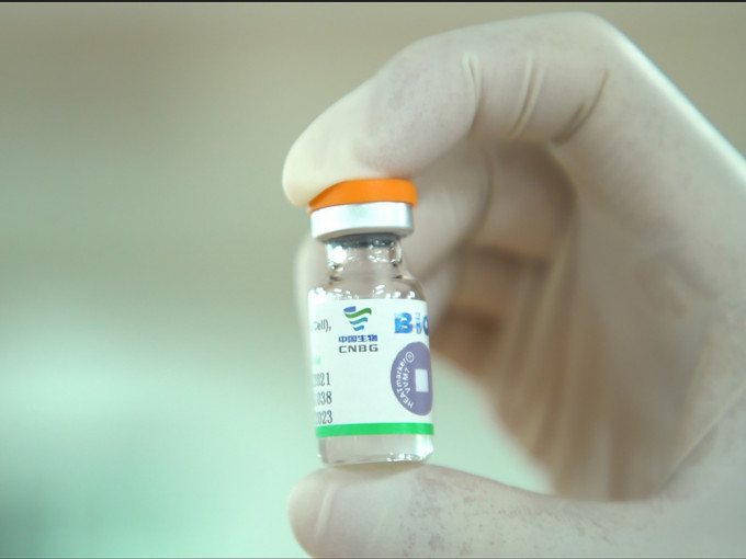 內地批准新冠疫苗緊急使用年齡範圍擴大至3歲以上。新華社資料圖片