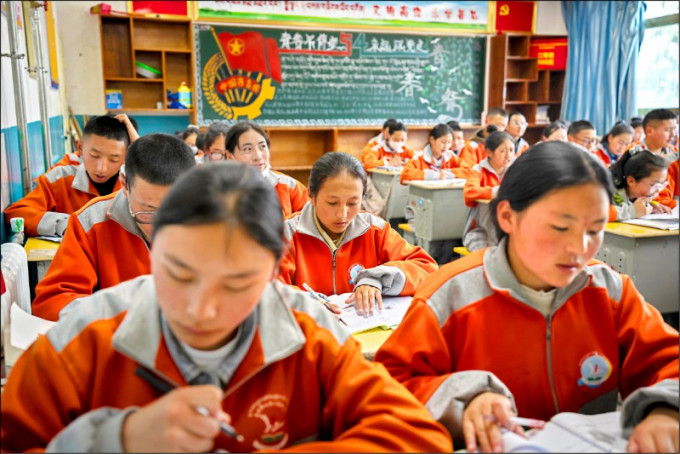 美国指中国强迫西藏儿童进入寄宿学校学习。