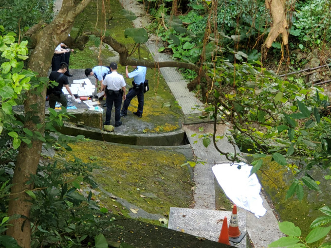 警員在場調查。 梁國峰攝