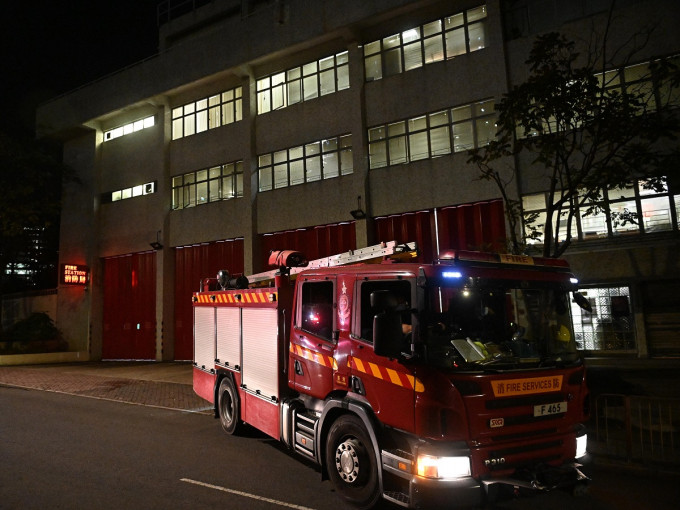 葵涌消防局第二名患者曾参与碧街封区，有穿防护装备。资料图片