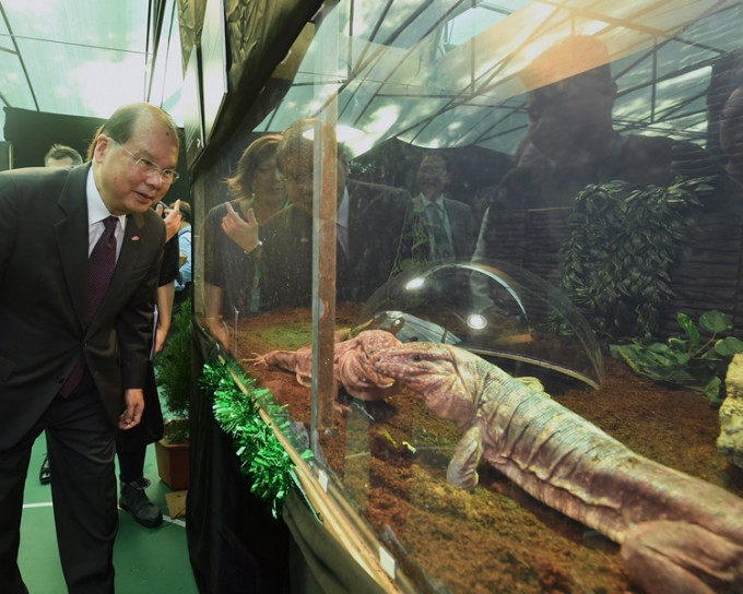 政務司司長張建宗出席香港北區花鳥蟲魚展覽2018。