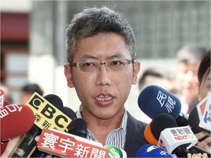 台灣的前總統府發言人丁允恭被彈劾。網圖