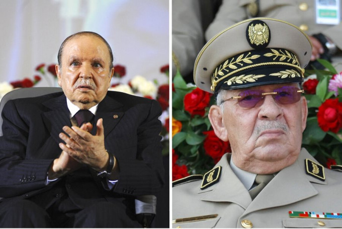阿爾及利亞軍方總參謀長薩拉赫（右）要求罷免總統布特弗利卡（左）。　美聯社資料圖片