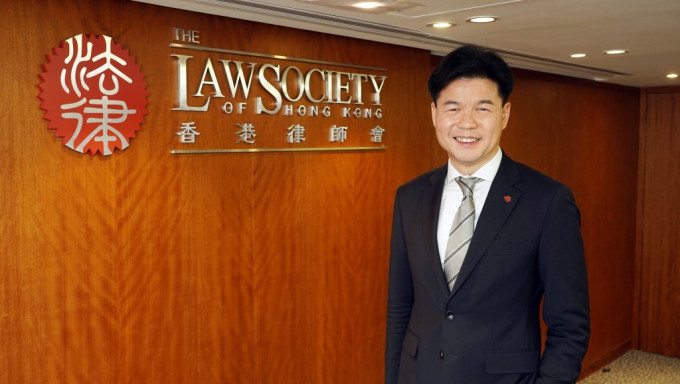 香港律师会会长汤文龙认为设立体育仲裁制度　香港不应落后于人。资料图片