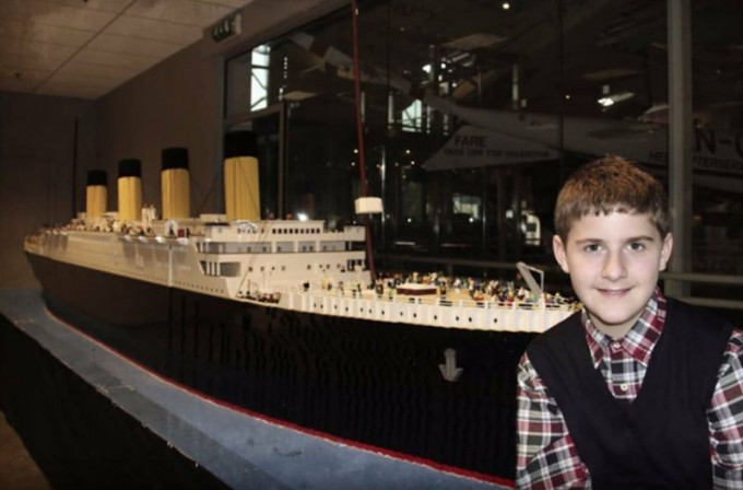 冰岛10岁自闭症童砌出全球最大铁达尼号模型。网上图片