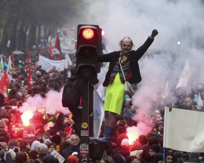 法國大罷工持續。AP
