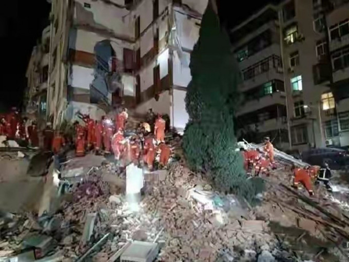 江西一棟職工宿舍局部坍塌，致4人遇難。