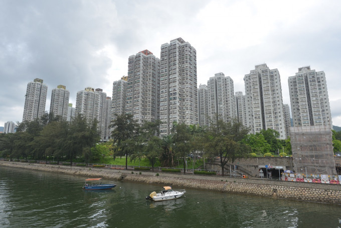 香港樓價過去10年持續高企。資料圖片