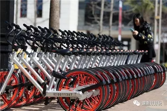 截至2016年底，中国共享单车市场整体用户数量已达到1886万。