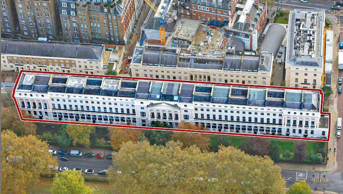 倫敦攝政公園前的著名大型豪宅1-18 York Terrace East，在劈價近五億港元後，終於售出。