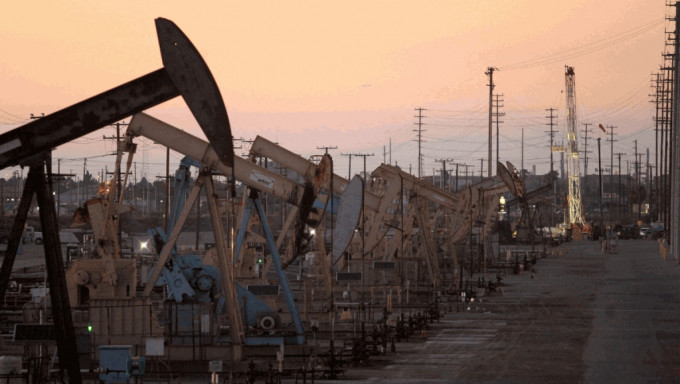 美國會議員發起 調查大型石油公司有否勾結OPEC抬高油價