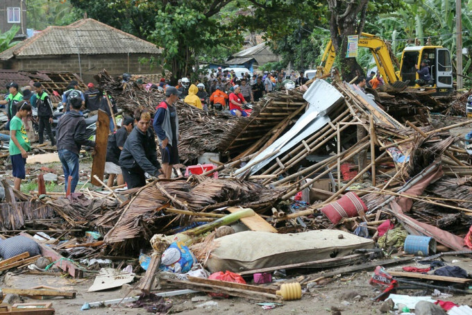 印尼巽他海峡海啸，入境处表示，至今并未接获港人求助。美联社
