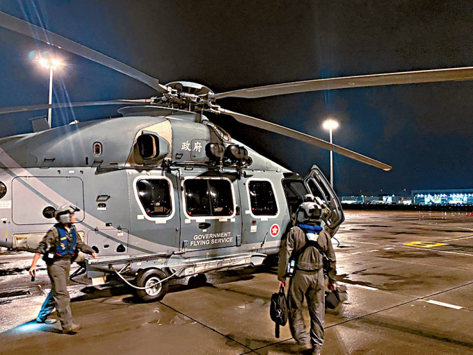 政府飛行服務隊派出直升機協助一連三日跨部門陸、空反爆竊行動。