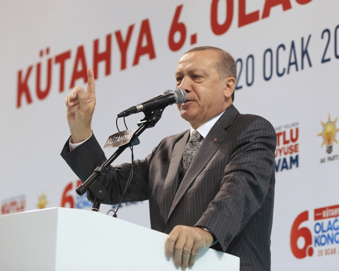 土耳其总统不理会美国警告，称无论后果如何都不在乎。AP