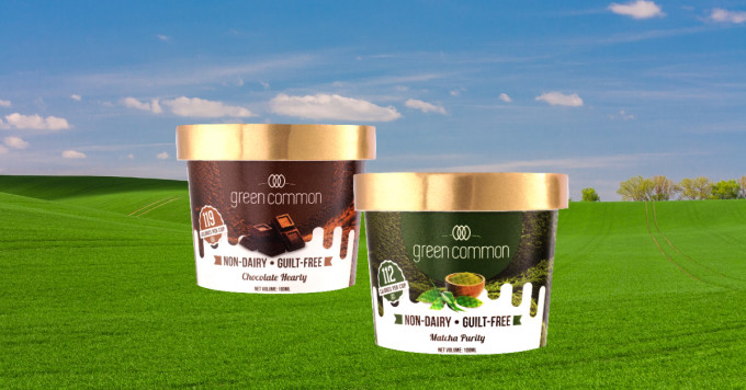 7-Eleven引入Green Common的窝心巧克力（左）及醇之抹茶（右）无奶冰冻甜点。