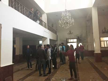 班加西一處清真寺內今天發生兩宗炸彈爆炸。新華社