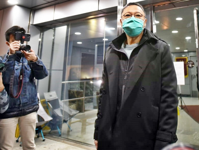 警方早前以涉嫌違反《香港國安法》拘捕53名組織和參加民主派初選人士，包括戴耀廷。資料圖片