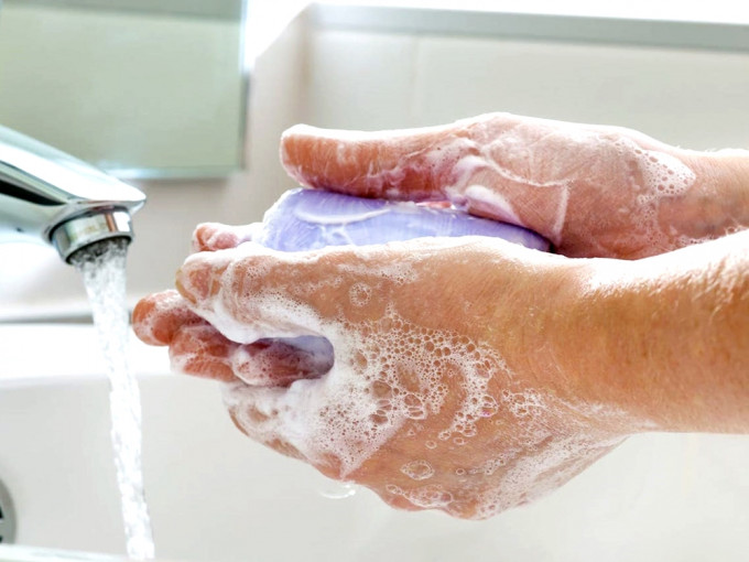 洗脸与沐浴用产品起泡力与去油力不一定完全相关。网图