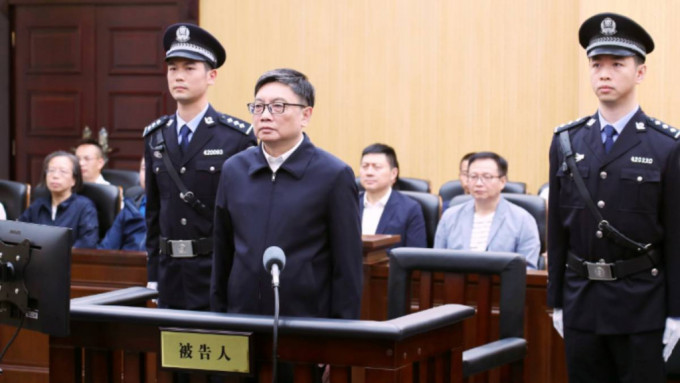 江蘇省委原副書記張敬華被控受賄近5000萬。(央視截圖)