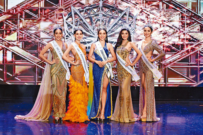 曼谷上月舉行的泰國萬國小姐選美賽事爆發新冠群染，二十二人確診。