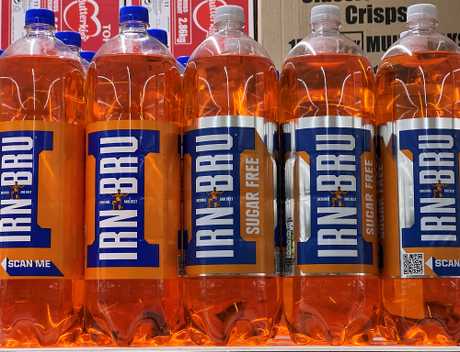 伦敦一家超市展示一款以胶樽盛载的无糖饮料。路透社