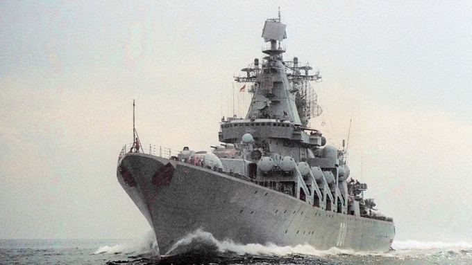 「瓦良格」号导弹巡洋舰亦会参与军演。网图