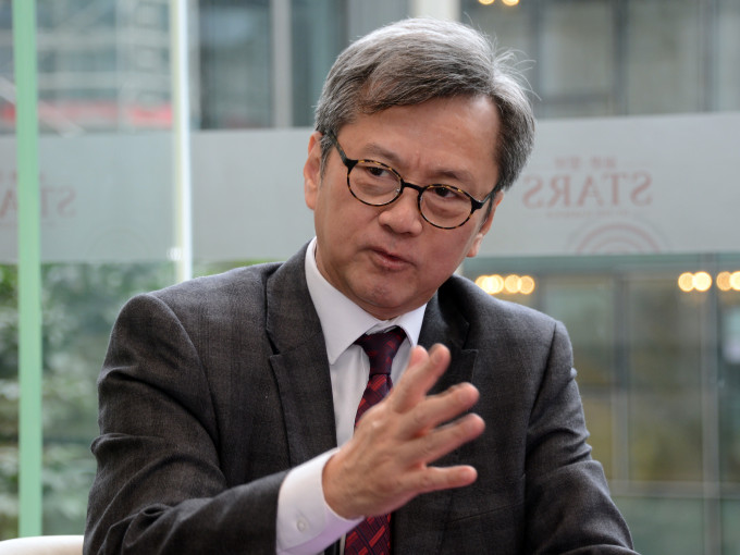 长实集团执行董事赵国雄表示，对香港近期发生暴力事件感到痛心。 资料图片