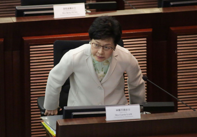 政务司司长林郑月娥料明日辞职。
