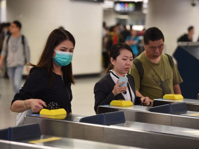 港鐵將會在今年6月起加價3.3%。資料圖片