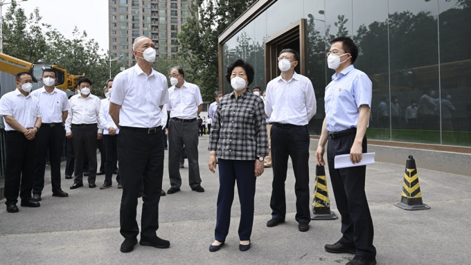 孫春蘭今日到北京市面視察及指導防疫。新華社圖片