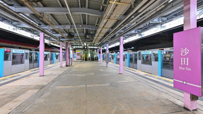 港铁完成沙田及上水站月台闸门工程。资料图片