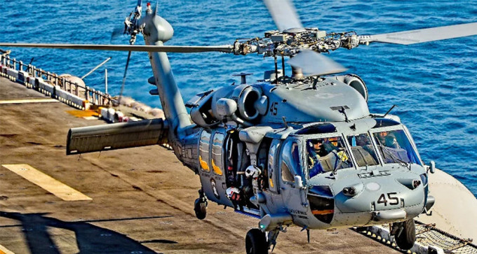 与事故中同型号的MH-60S海鹰直升机。（网上图片）