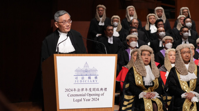 終審法院首席法官張舉能在法律年度開啟典禮發表演說。劉駿軒攝