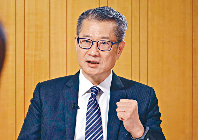 ■財政司司長陳茂波在網誌發表長遠減碳策略。