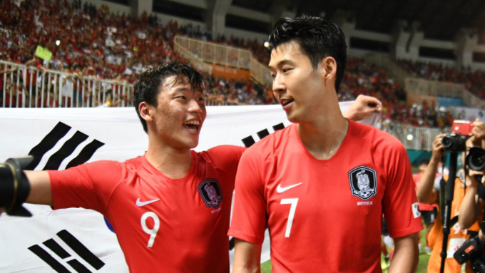 南韓如果成功申辦亞洲盃，孫興民(右)便可以在主場出擊。 AFC官方圖片