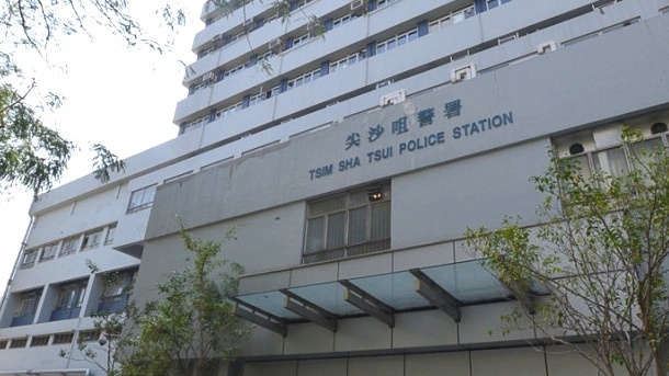 油尖警区人员昨日（29日）拘捕一名22岁姓陈的女疑犯。