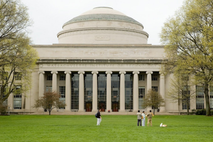 麻省理工学院设立一个「不服从奖」。