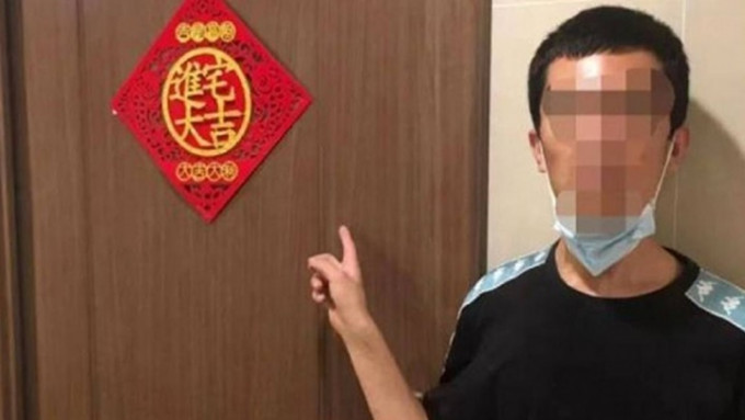 福州一名賊人爆竊單位後，因拍死蚊子遺下血跡被捕。網上圖片