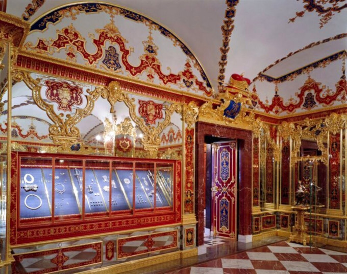 德國珍寶館86億珠寶失竊。AP圖