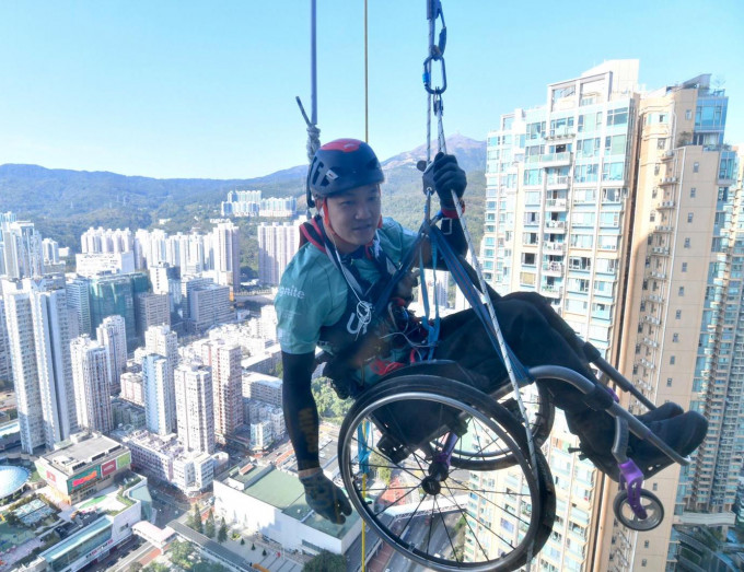 總結整個Urban Climb 300M+挑戰，黎志偉歷時逾10小時，以超過250米結束，攀爬至如心廣場第75層。