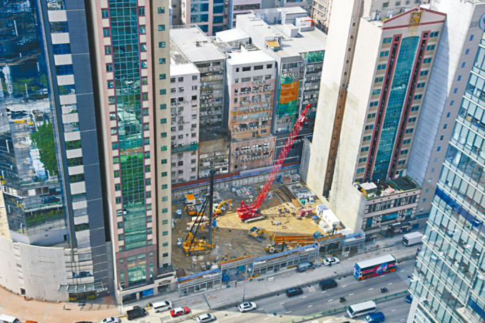 第一集團長沙灣2個相連項目，向城規會申建2幢樓高29層商廈。