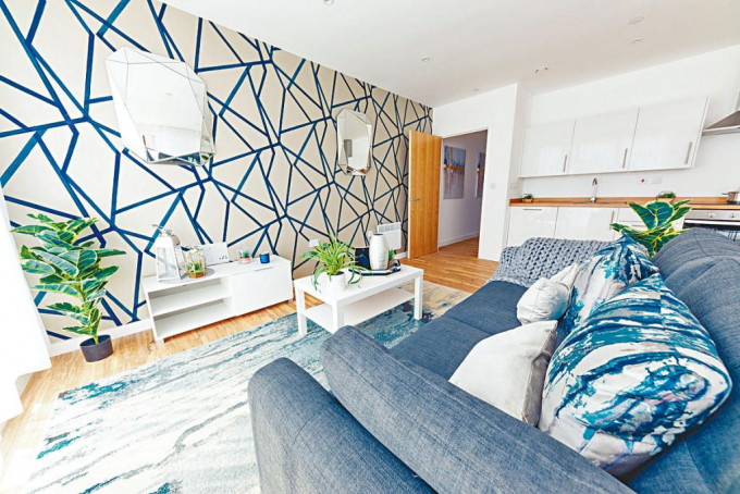 X1 Chatham Waters出售單位附設全屋家具，裝修極富現代感。
