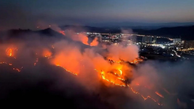 貴州早前發生多起山火，災場超過半個省份。網絡圖片